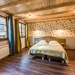 Au Lion Hotel 2*